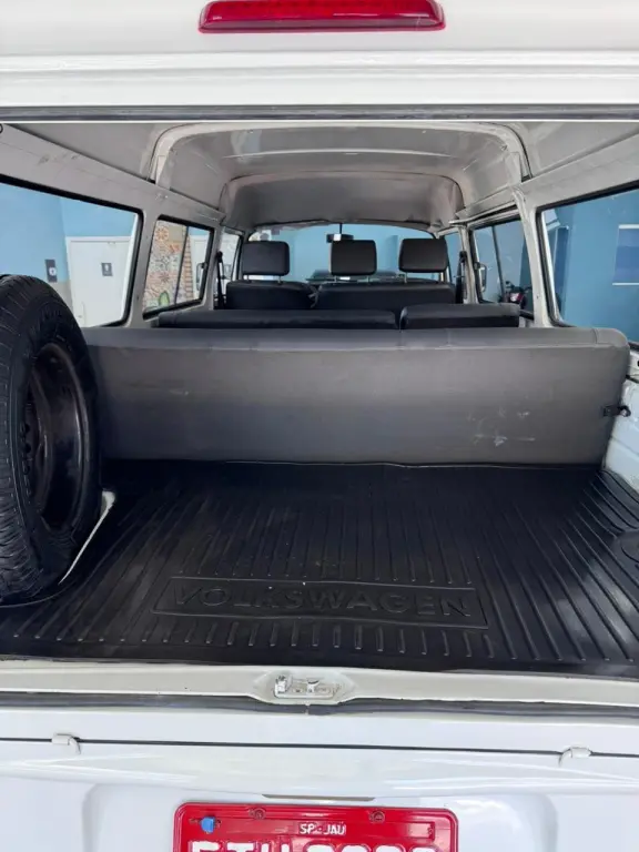 VOLKSWAGEN Kombi - Foto