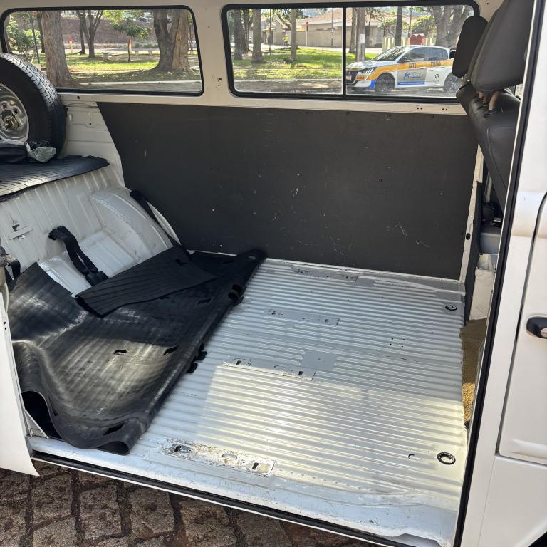 VOLKSWAGEN Kombi - Foto