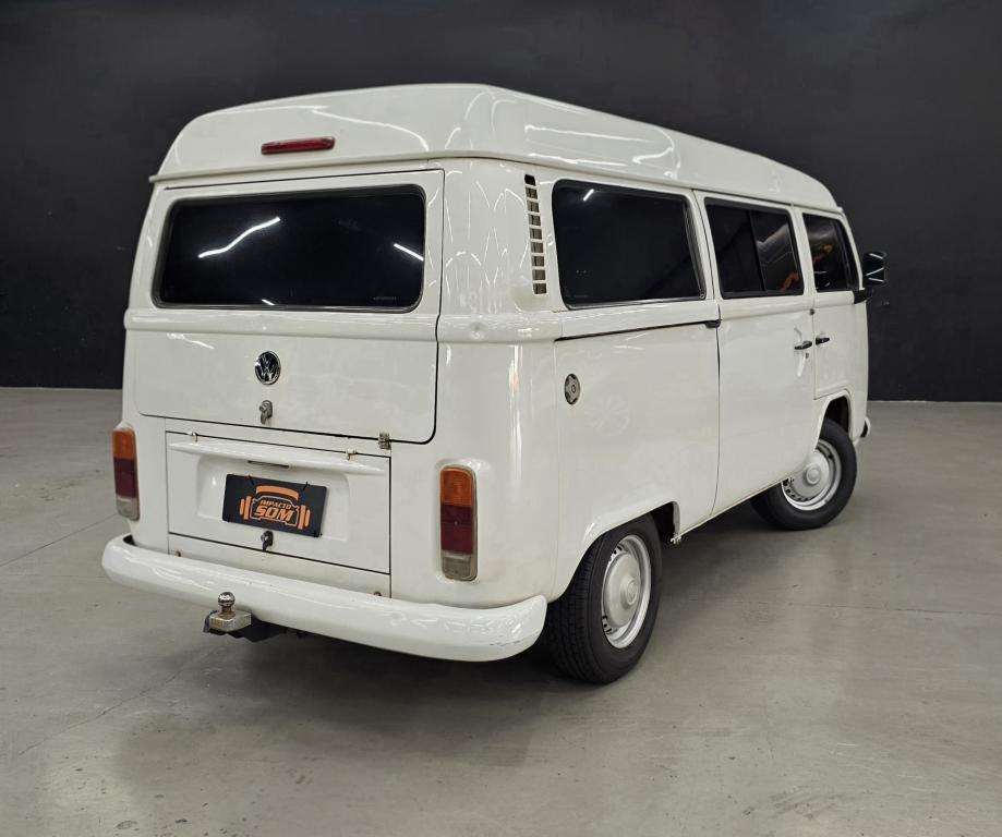 VOLKSWAGEN Kombi - Foto