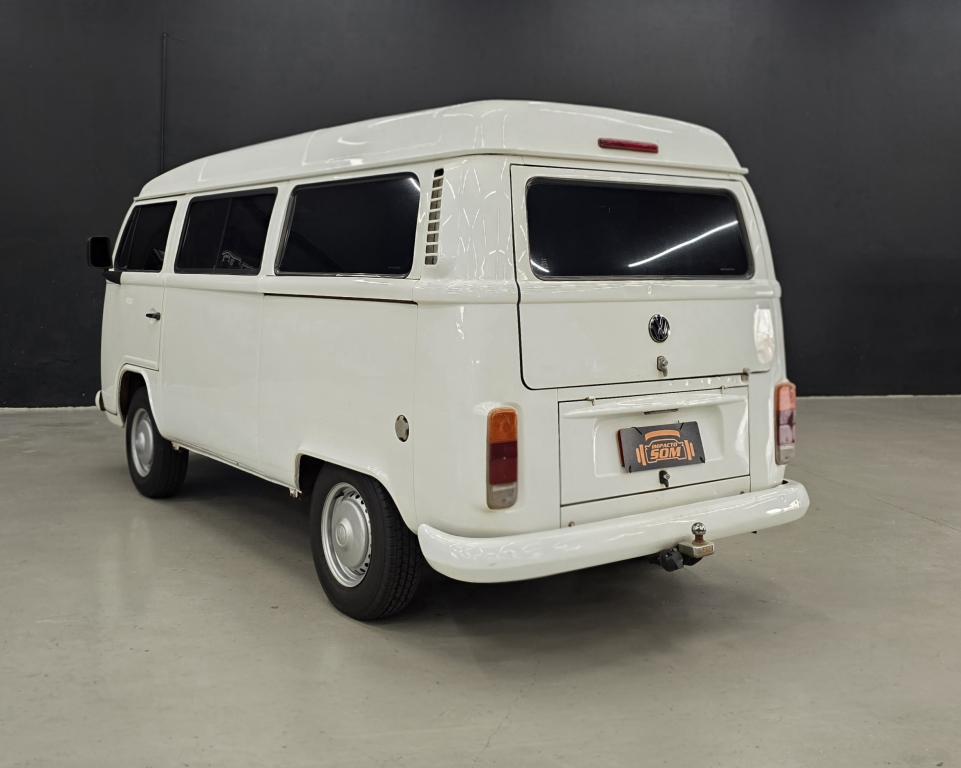 VOLKSWAGEN Kombi - Foto