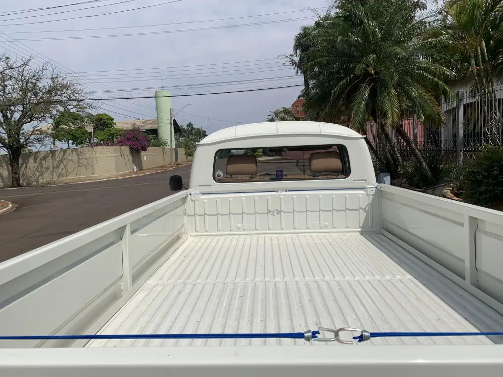 VOLKSWAGEN Kombi - Foto