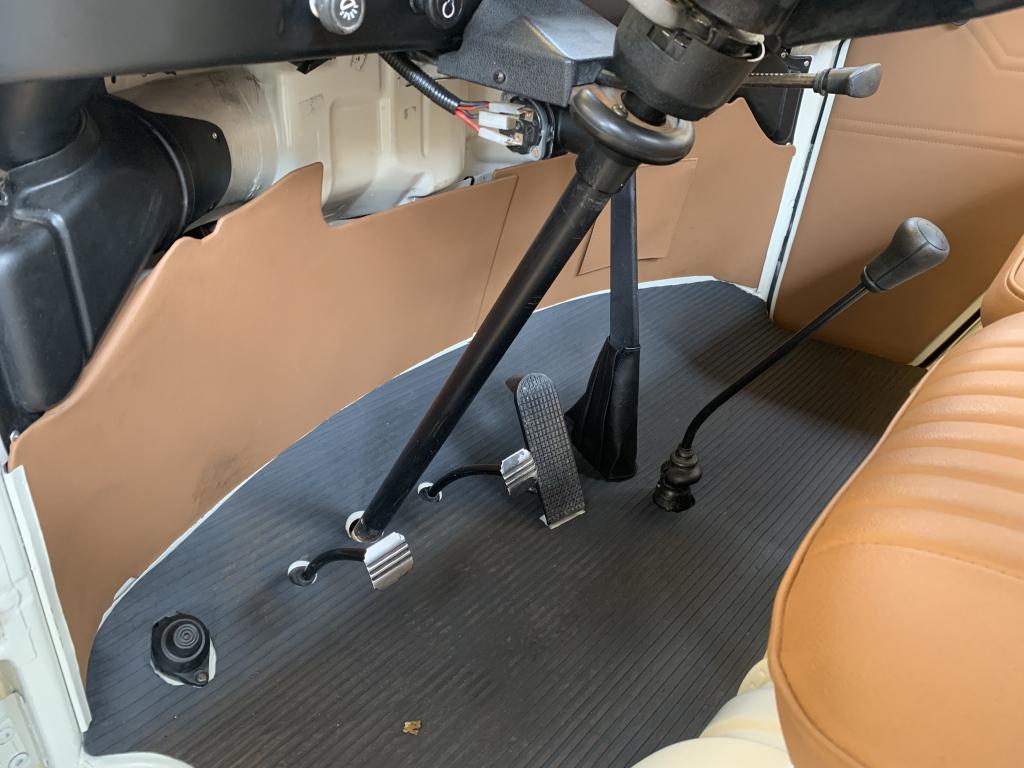 VOLKSWAGEN Kombi - Foto