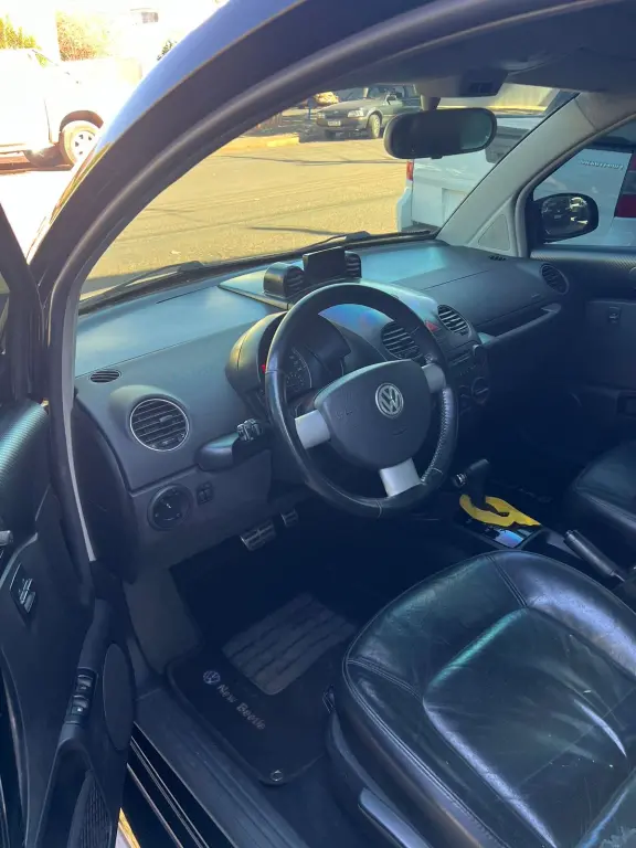 VOLKSWAGEN New Beetle - Foto