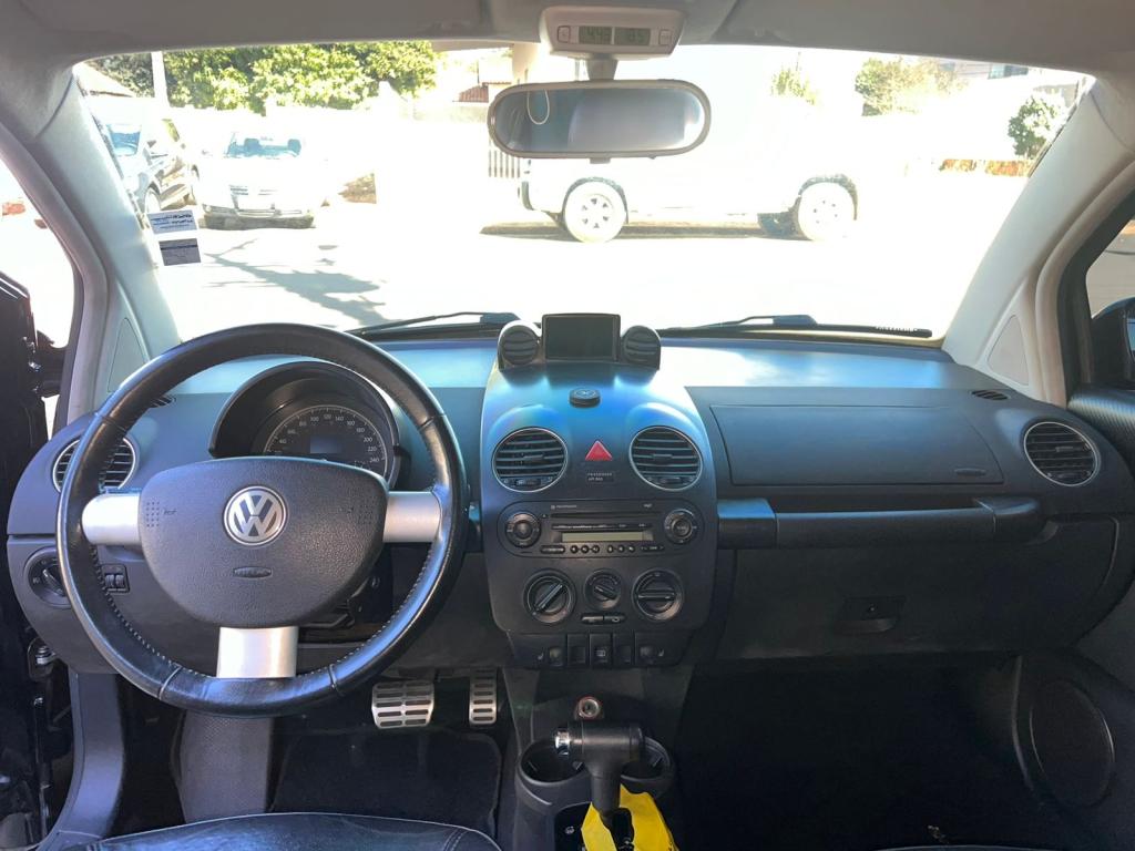 VOLKSWAGEN New Beetle - Foto