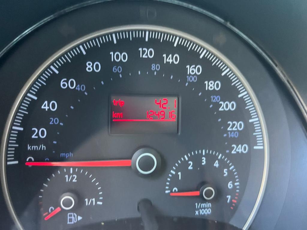 VOLKSWAGEN New Beetle - Foto