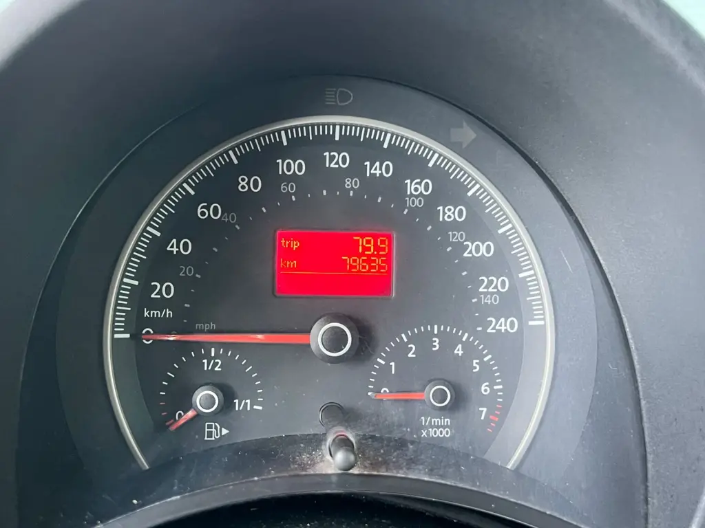 VOLKSWAGEN New Beetle - Foto