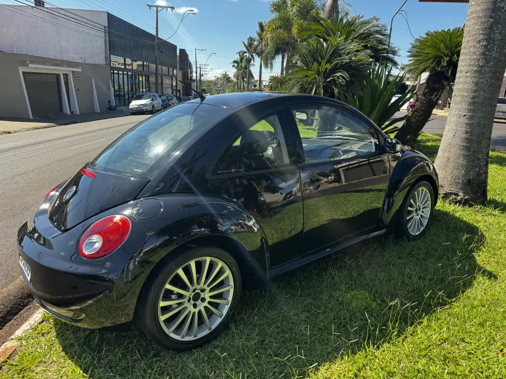 VOLKSWAGEN New Beetle - Foto
