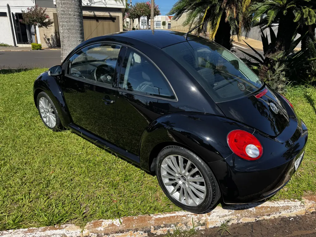 VOLKSWAGEN New Beetle - Foto