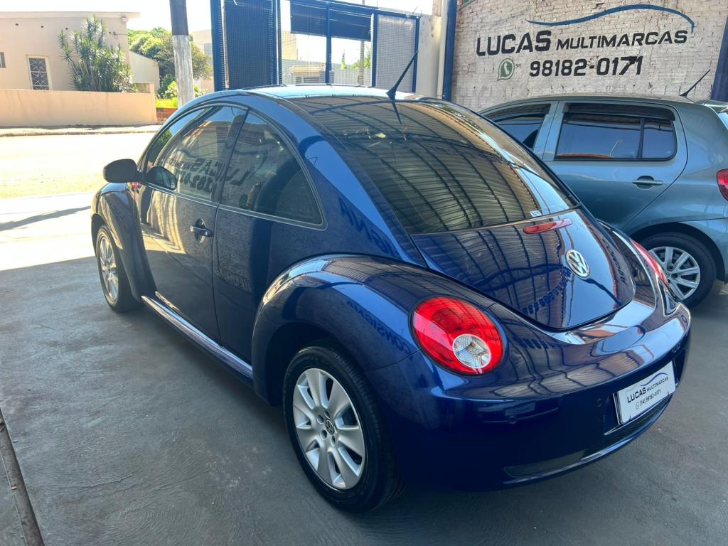 VOLKSWAGEN New Beetle - Foto