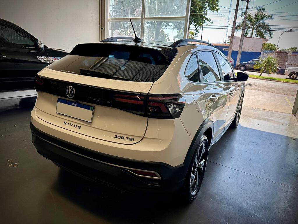 VOLKSWAGEN Nivus - Foto