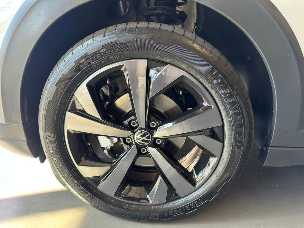 VOLKSWAGEN Nivus - Foto