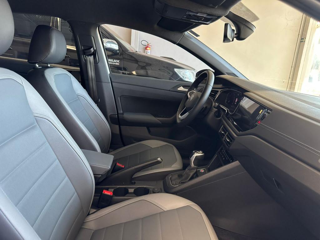 VOLKSWAGEN Nivus - Foto