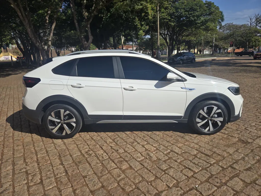 VOLKSWAGEN Nivus - Foto