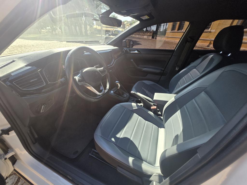 VOLKSWAGEN Nivus - Foto