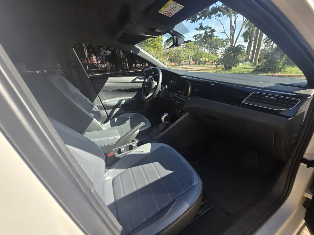 VOLKSWAGEN Nivus - Foto