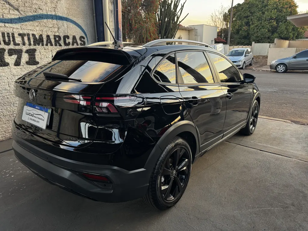 VOLKSWAGEN Nivus - Foto