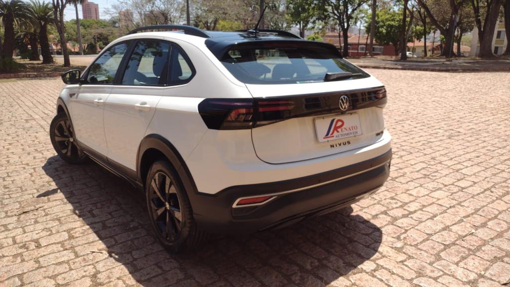 VOLKSWAGEN Nivus - Foto