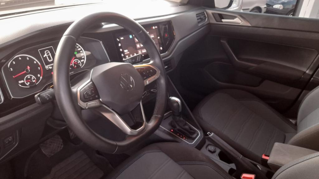 VOLKSWAGEN Nivus - Foto