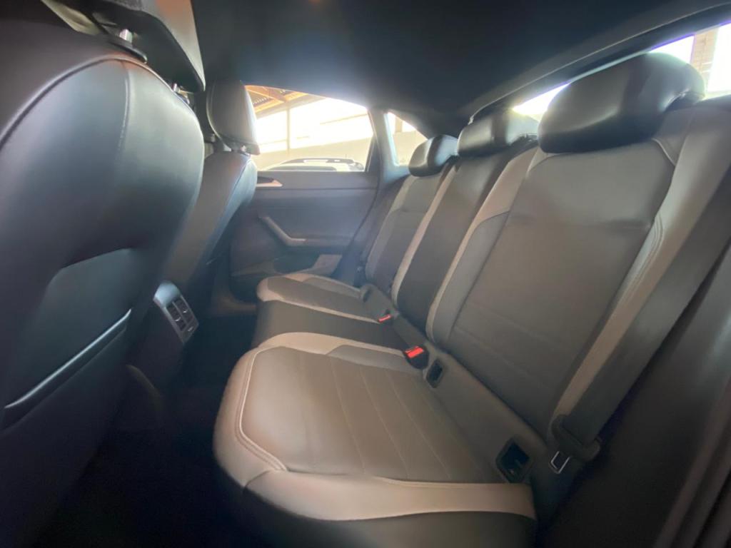 VOLKSWAGEN Nivus - Foto