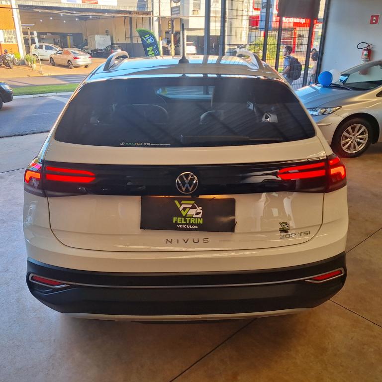 VOLKSWAGEN Nivus - Foto