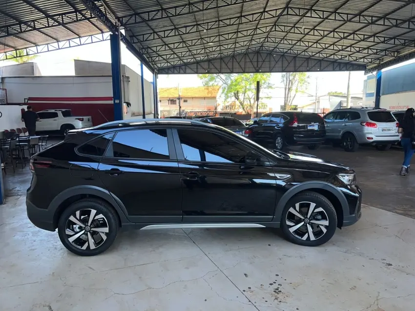 VOLKSWAGEN Nivus - Foto