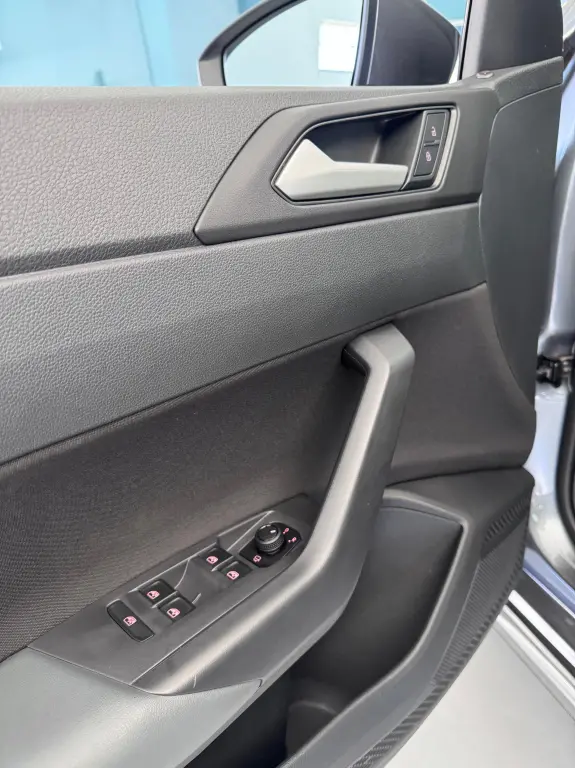 VOLKSWAGEN Nivus - Foto