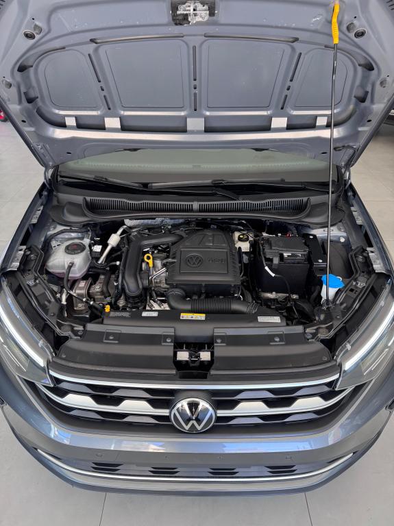 VOLKSWAGEN Nivus - Miniatura