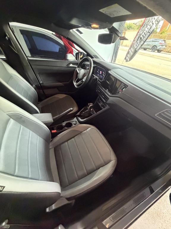 VOLKSWAGEN Nivus - Foto