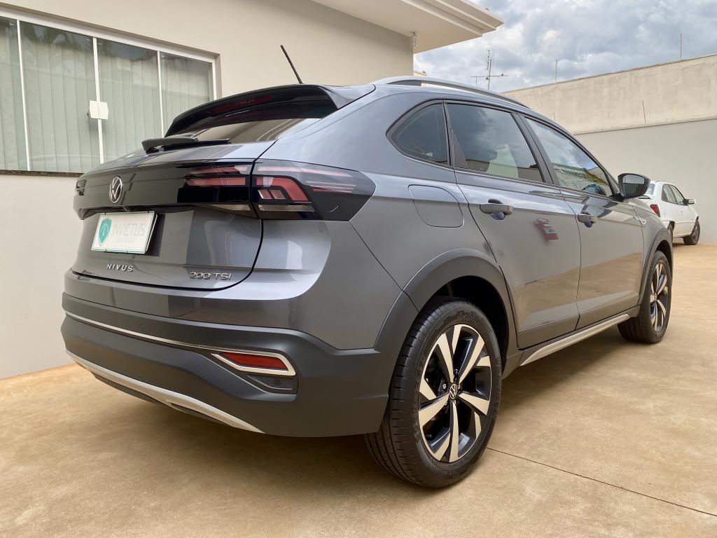 VOLKSWAGEN Nivus - Foto