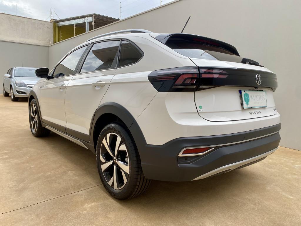 VOLKSWAGEN Nivus - Foto