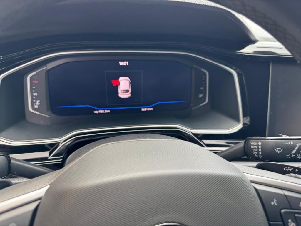 VOLKSWAGEN Nivus - Foto