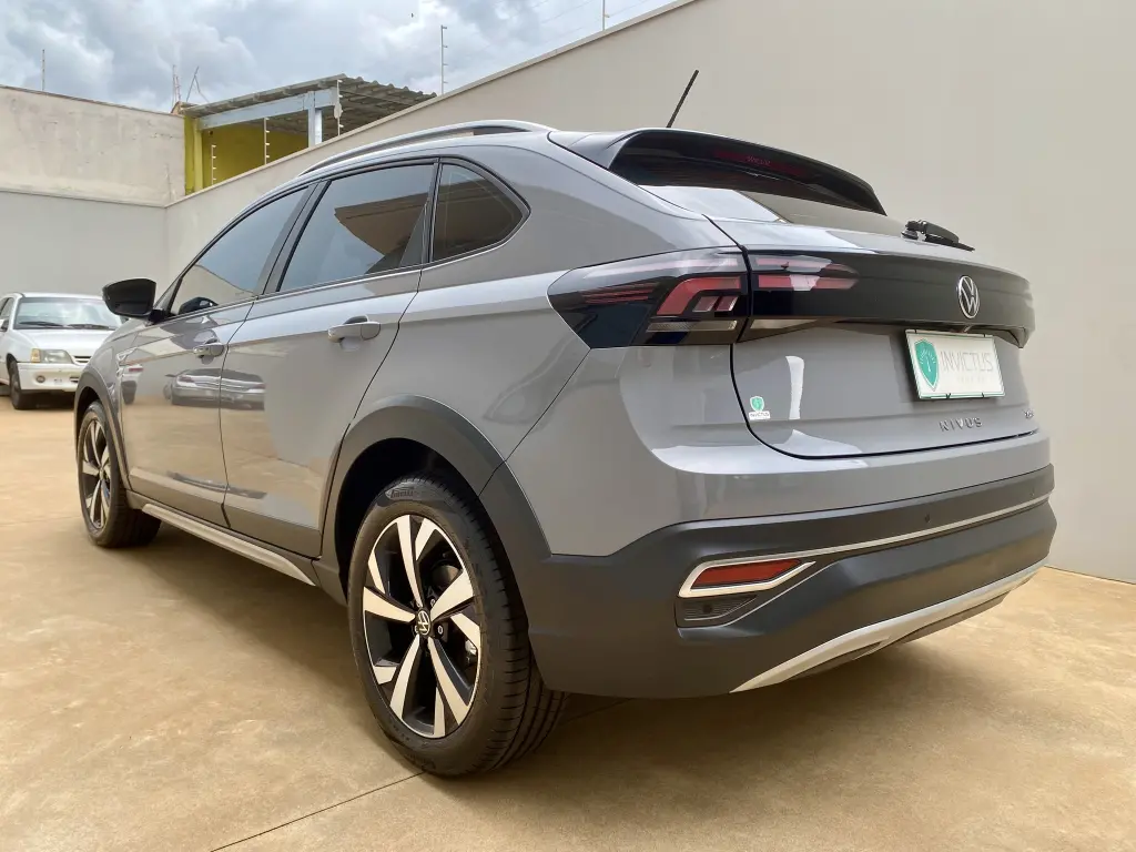 VOLKSWAGEN Nivus - Foto