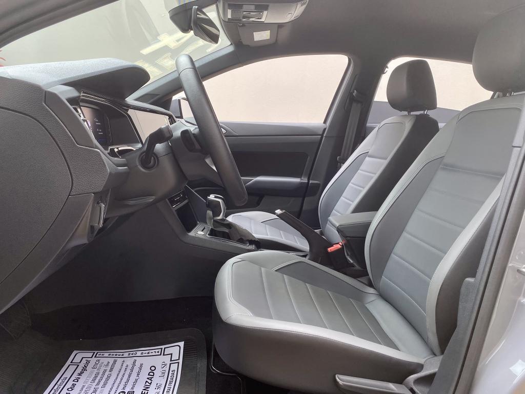 VOLKSWAGEN Nivus - Foto