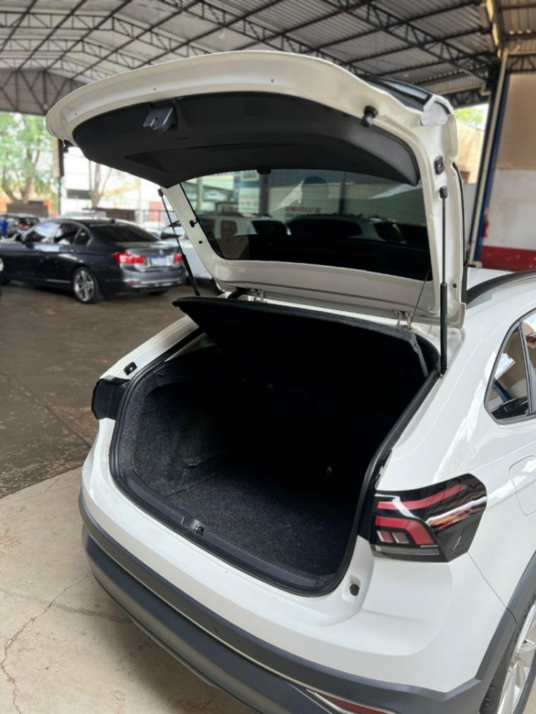 VOLKSWAGEN Nivus - Foto