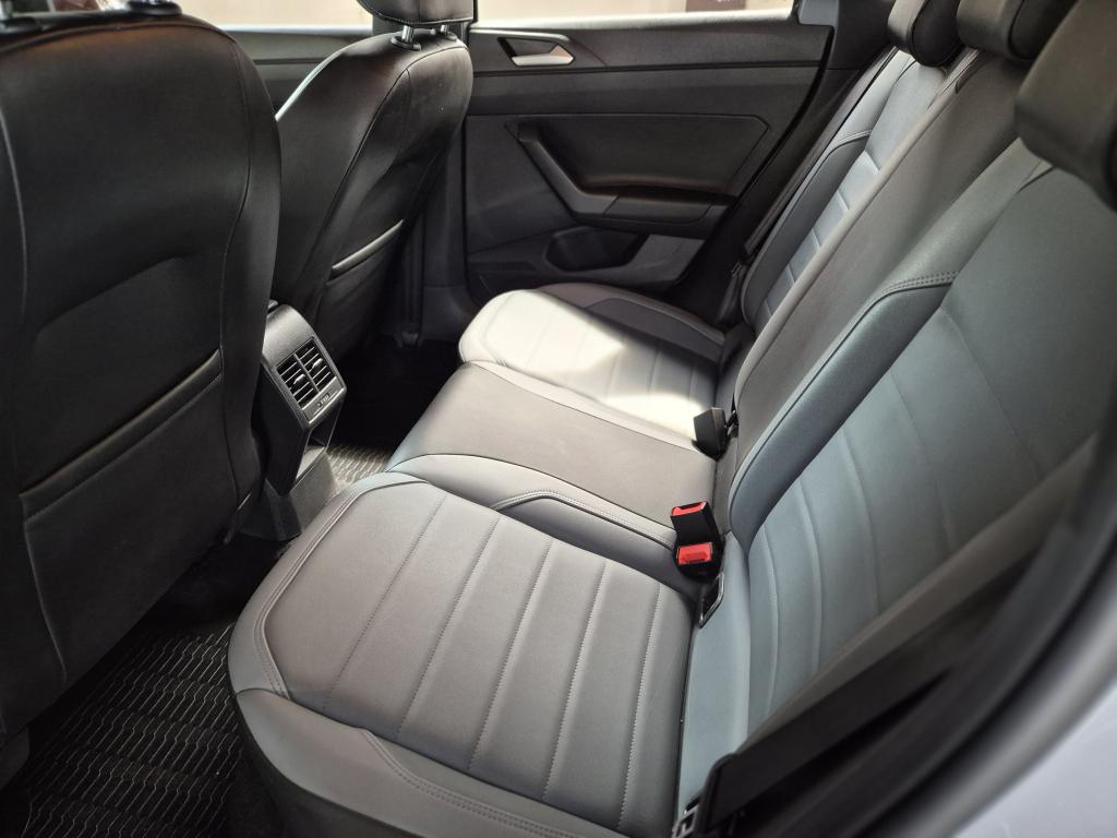 VOLKSWAGEN Nivus - Foto