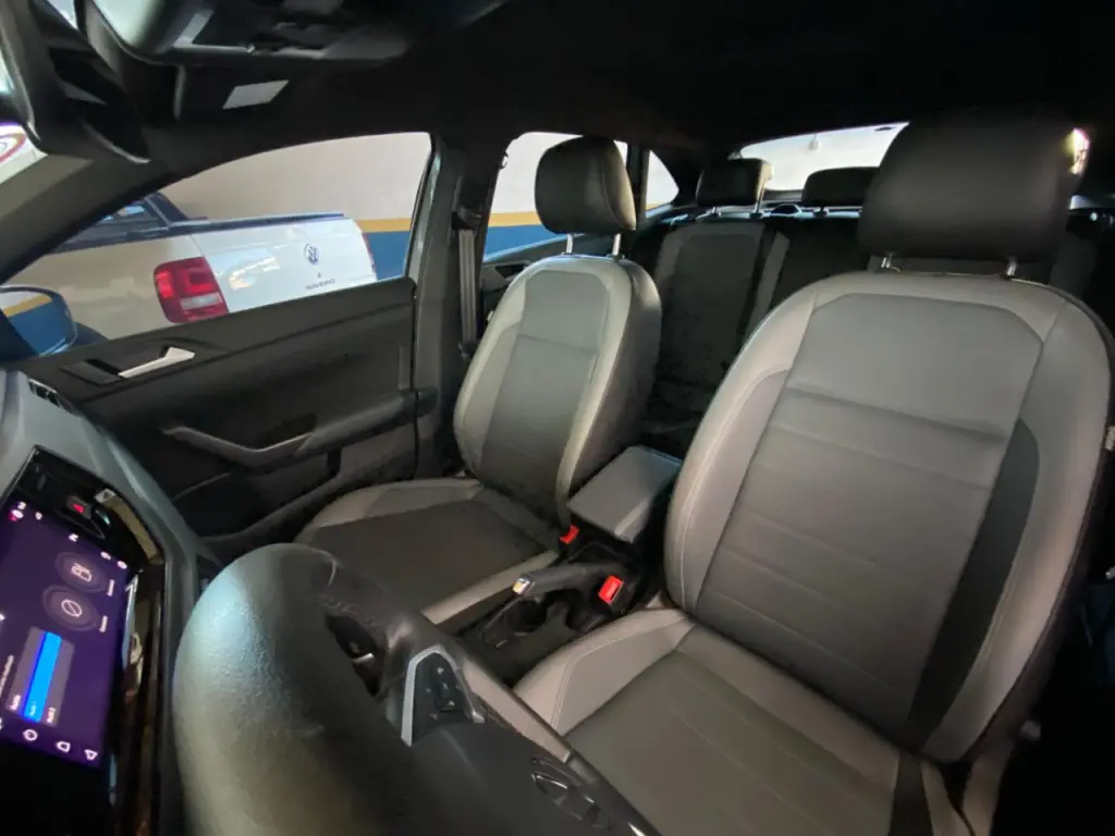 VOLKSWAGEN Nivus - Foto