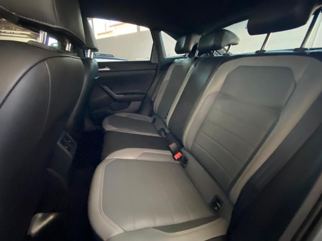 VOLKSWAGEN Nivus - Foto