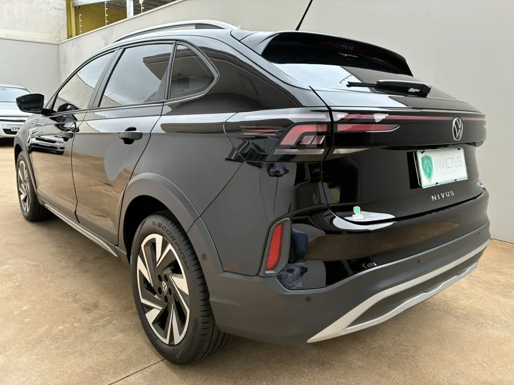 VOLKSWAGEN Nivus - Foto