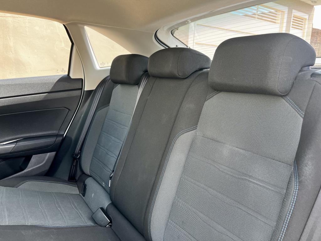 VOLKSWAGEN Nivus - Foto