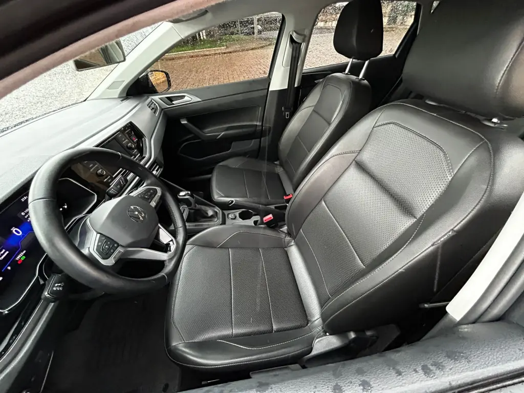 VOLKSWAGEN Nivus - Foto