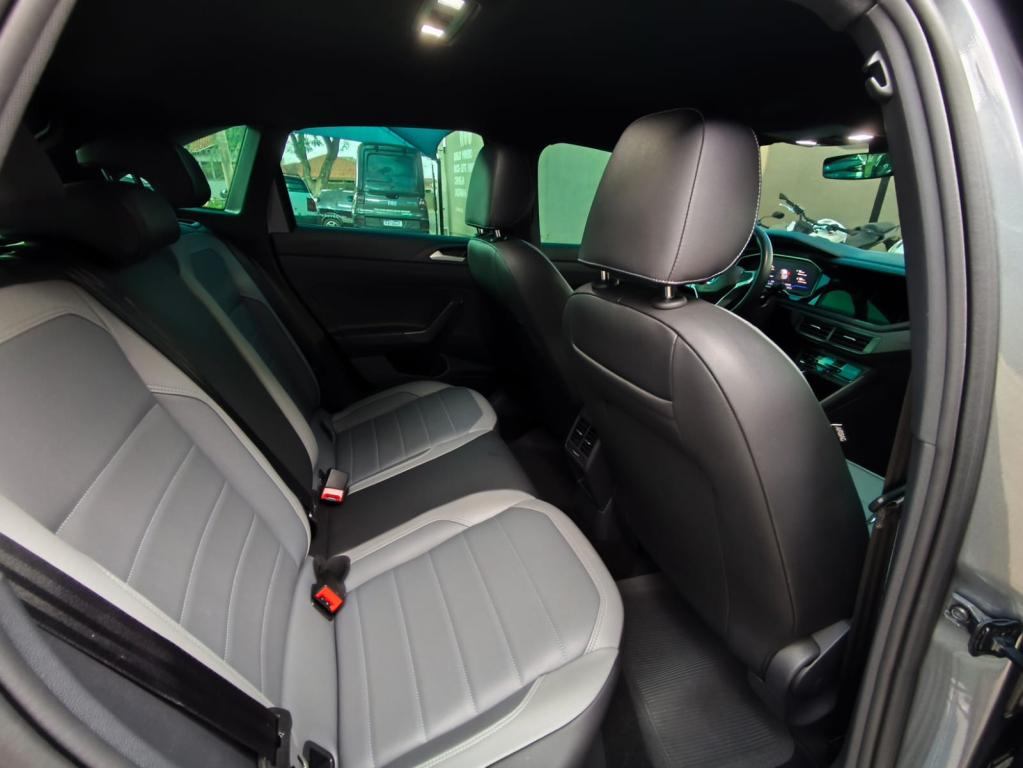 VOLKSWAGEN Nivus - Foto