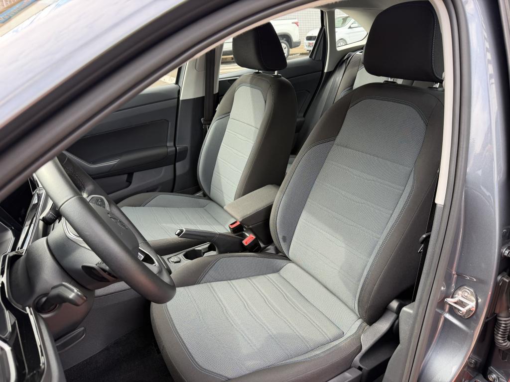 VOLKSWAGEN Nivus - Foto