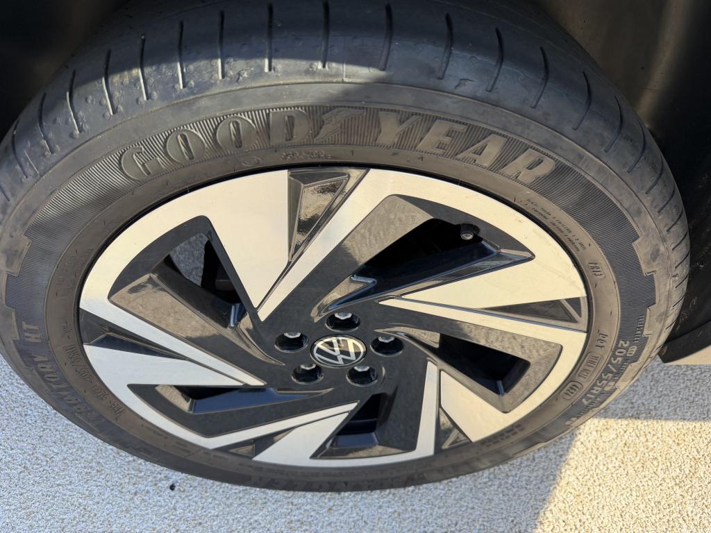 VOLKSWAGEN Nivus - Foto