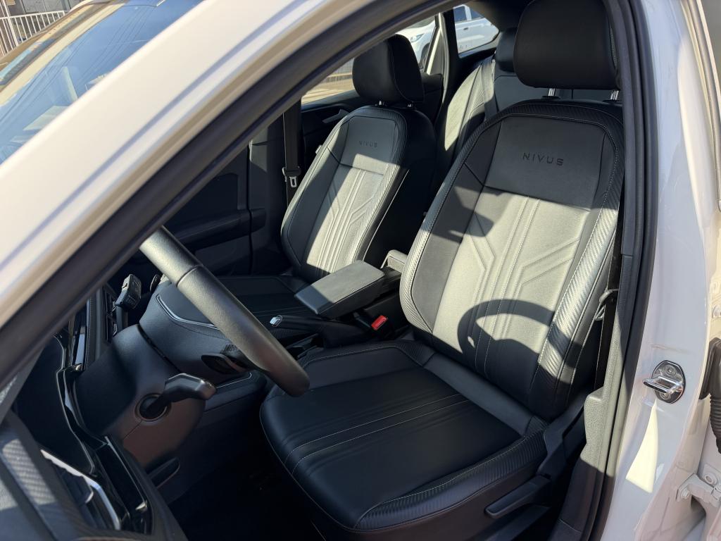 VOLKSWAGEN Nivus - Foto