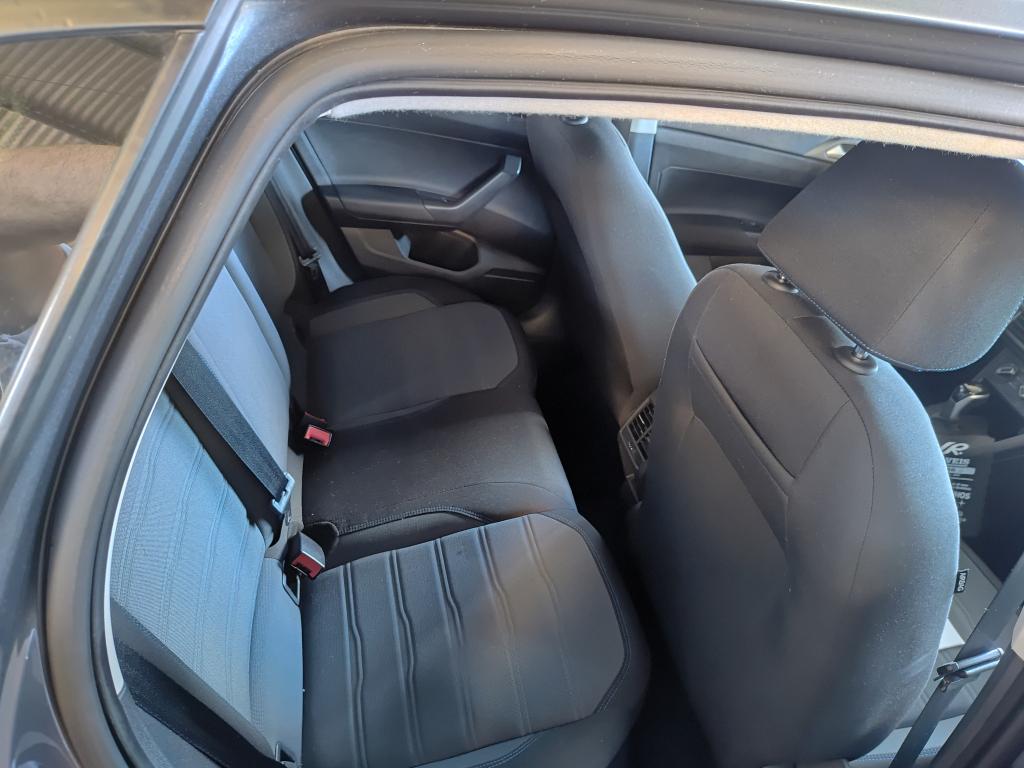VOLKSWAGEN Nivus - Foto