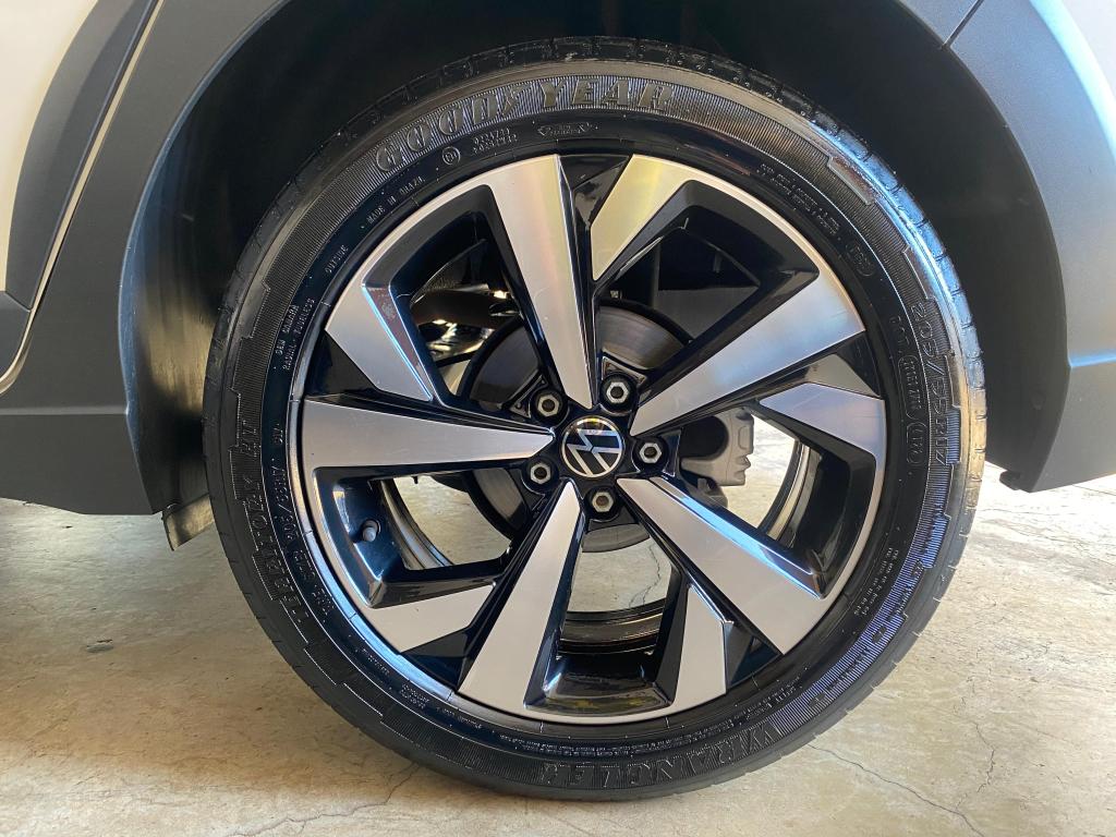 VOLKSWAGEN Nivus - Foto