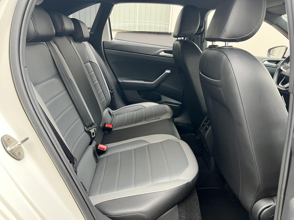 VOLKSWAGEN Nivus - Foto