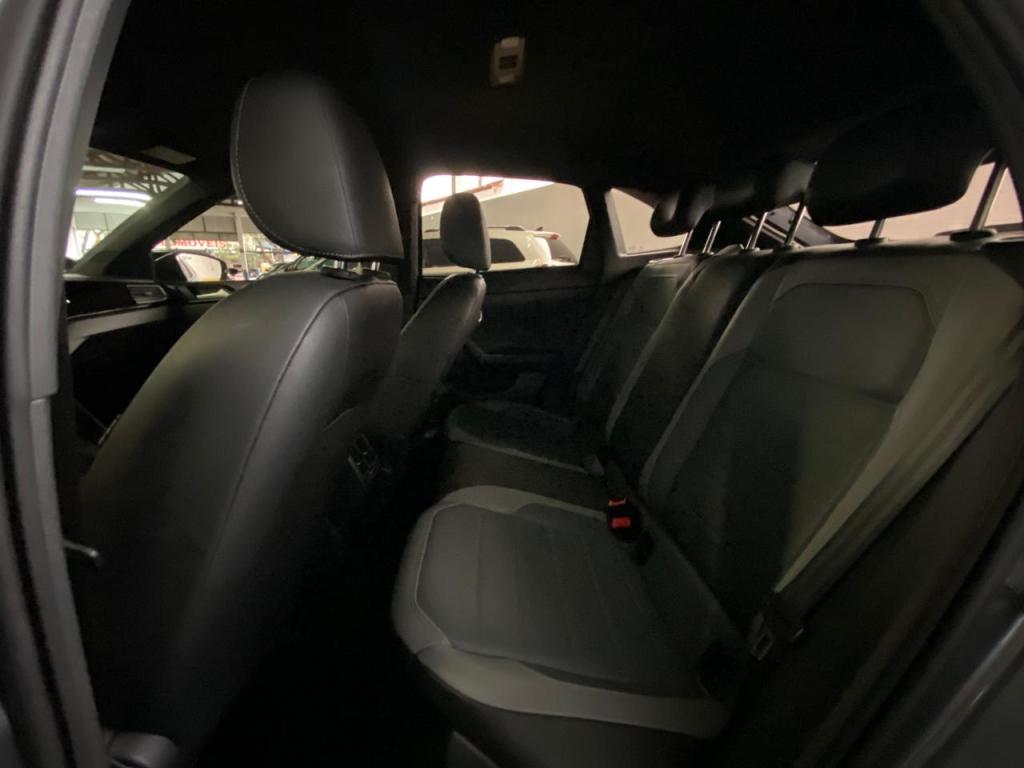 VOLKSWAGEN Nivus - Foto