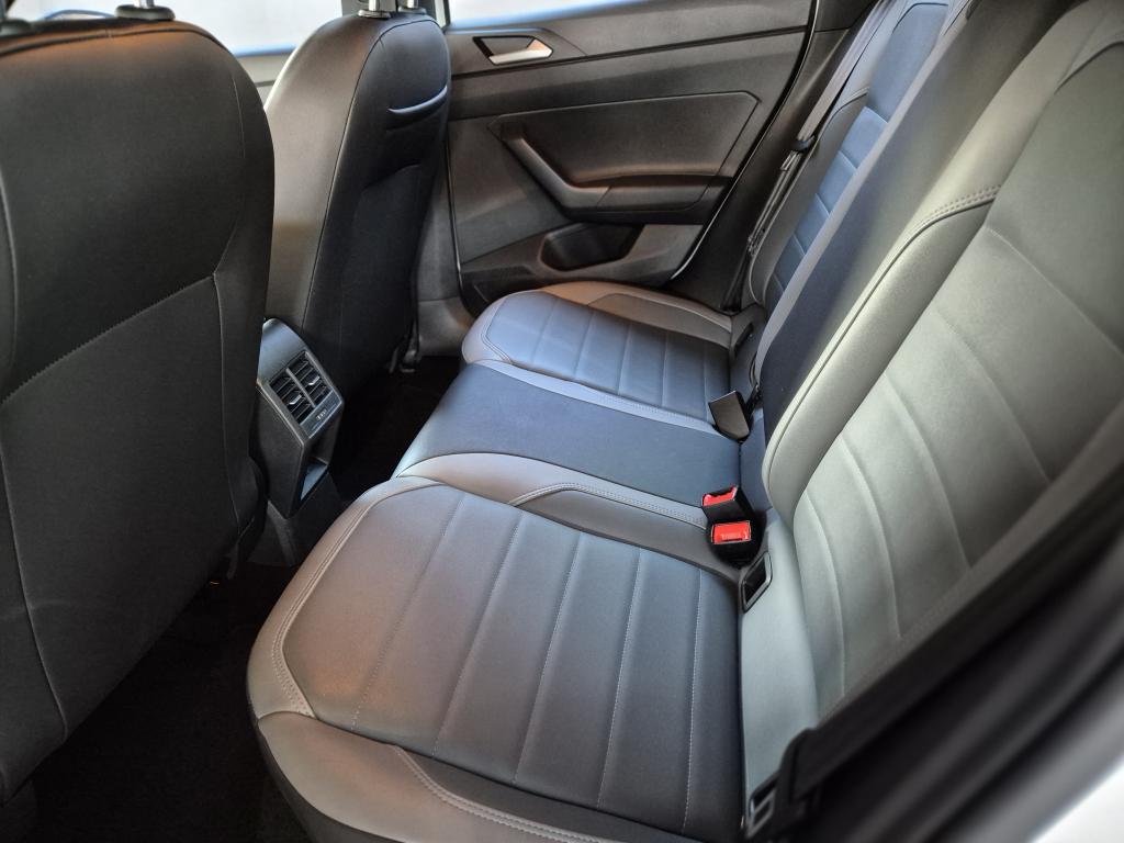 VOLKSWAGEN Nivus - Foto