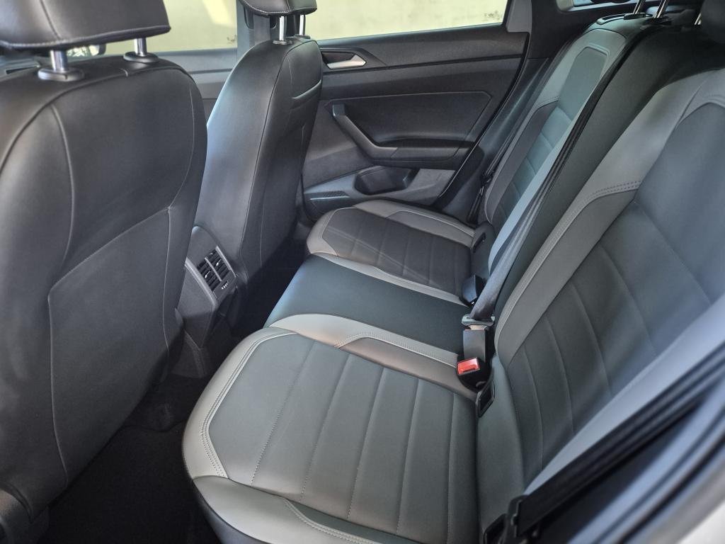 VOLKSWAGEN Nivus - Foto